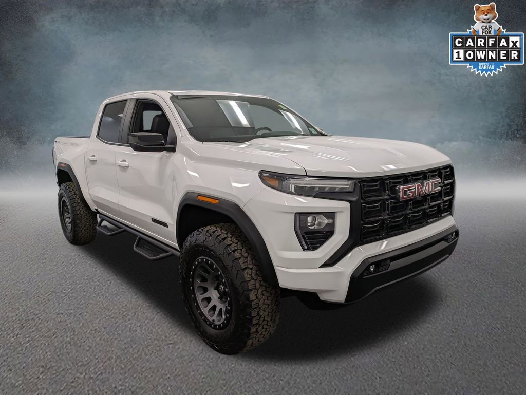 Used 2023 GMC Canyon Elevation w/ Elevation Premium Package AWD/4WD image 3