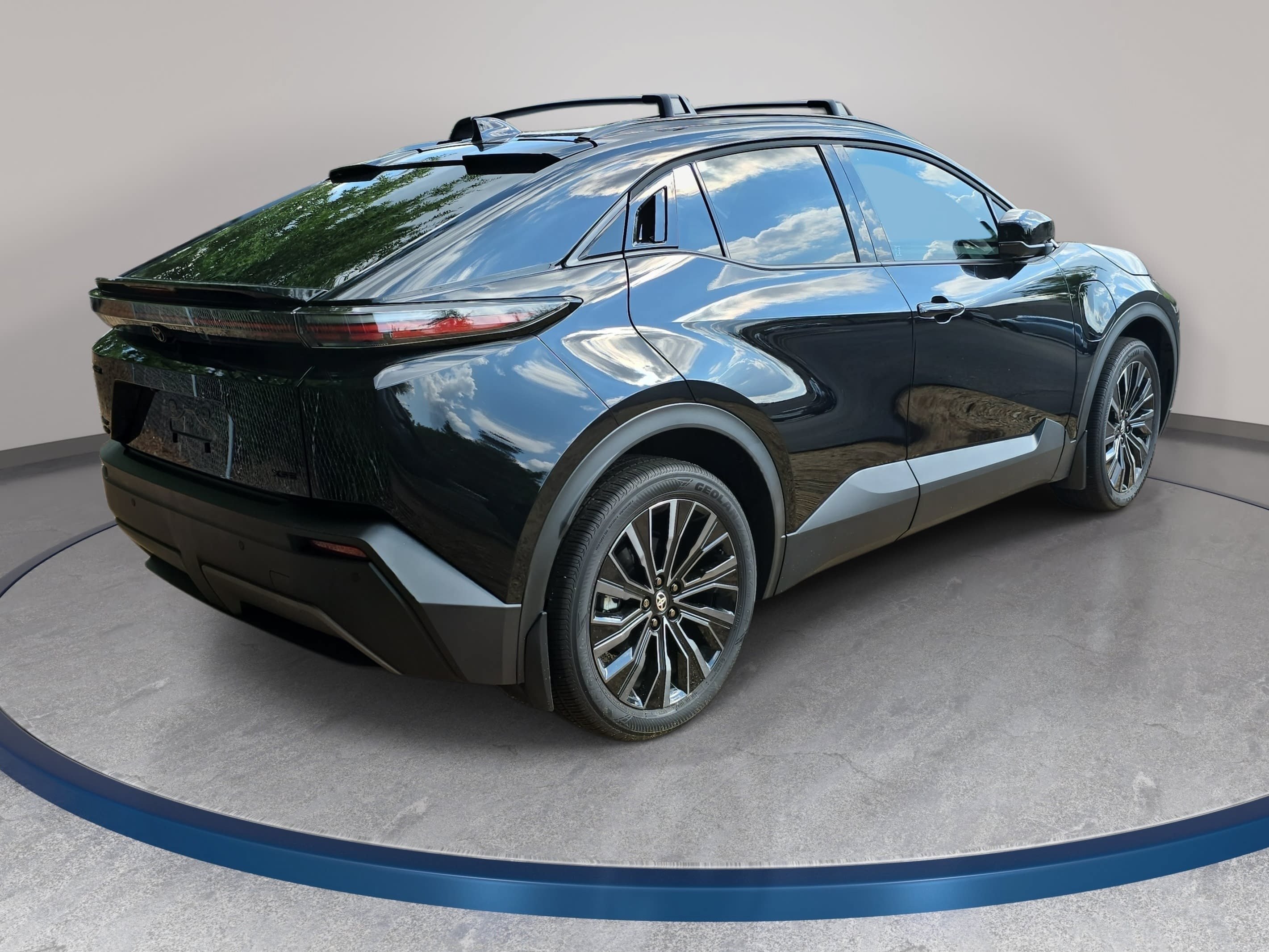 New 2026 Toyota C-HR AWD/4WD image 5