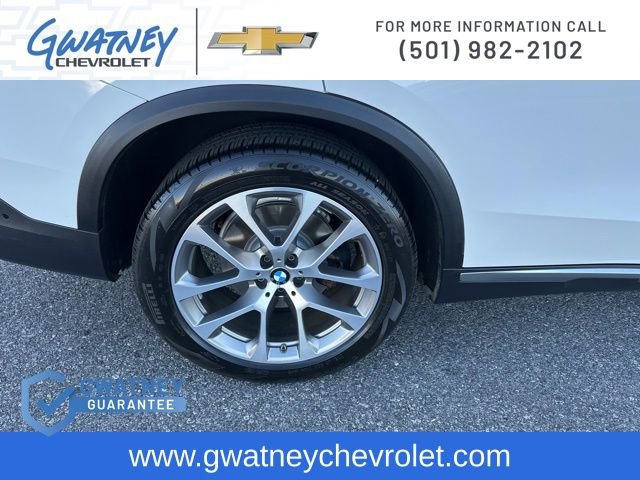 Used 2020 BMW X5 xDrive40i w/ Convenience Package image 11