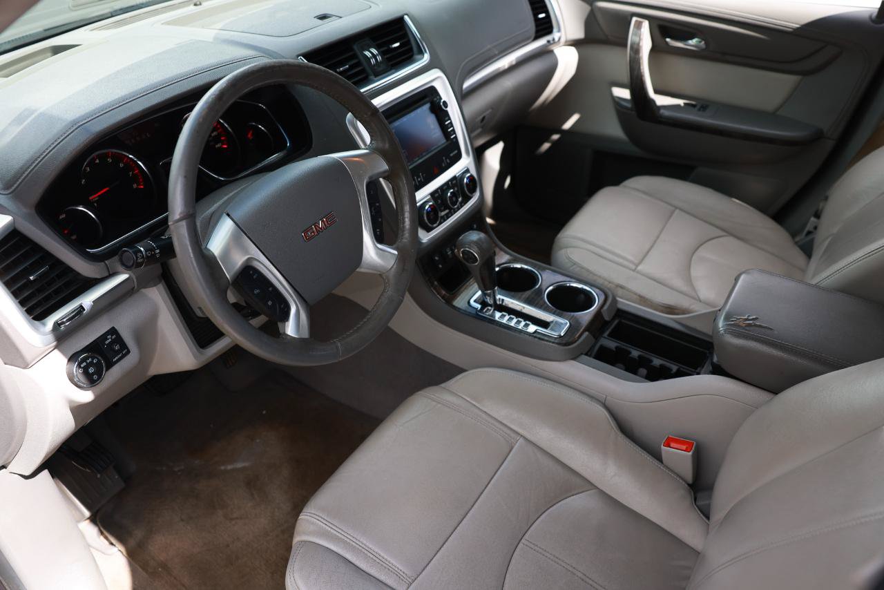 Used 2017 GMC Acadia Limited SLT AWD/4WD image 4