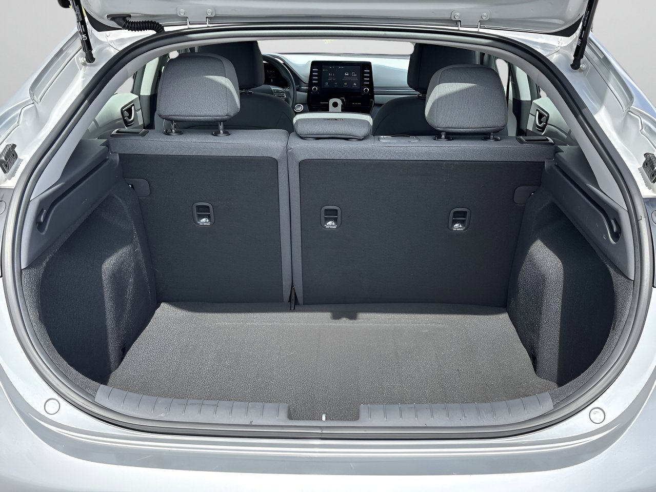 Used 2020 Hyundai Ioniq Blue image 8