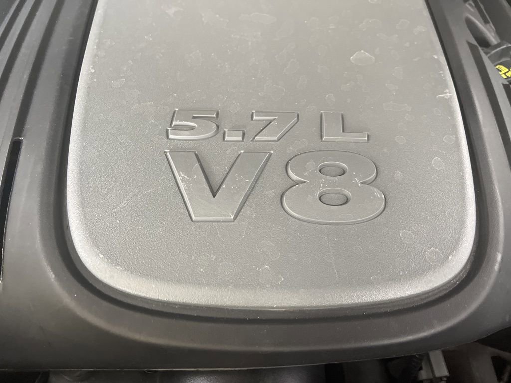 Used 2023 Dodge Durango R/T w/ Hemi Orange Plus Package image 10