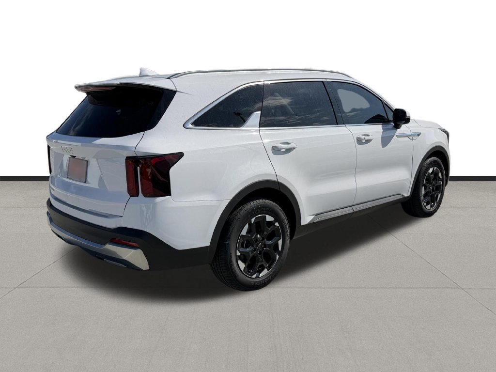 Used 2026 Kia Sorento S w/ S Panoramic Sunroof Package FWD image 5