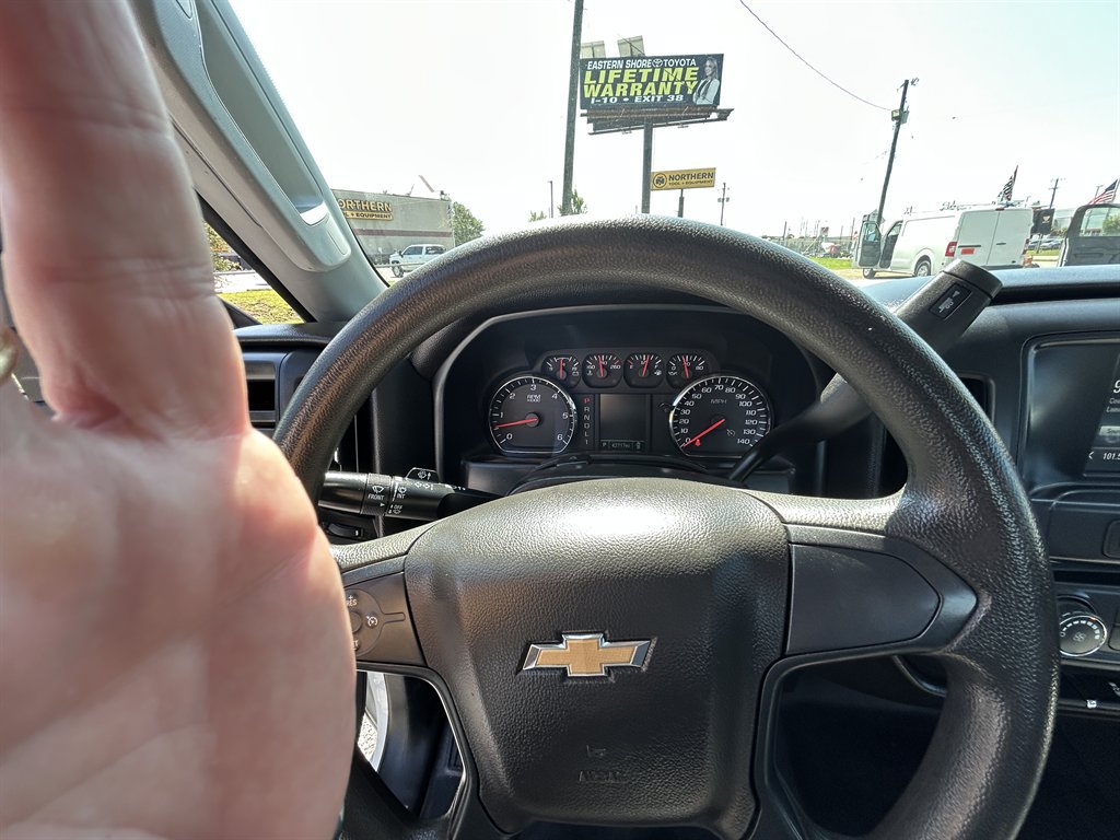 Used 2018 Chevrolet Silverado 2500 W/T RWD image 12