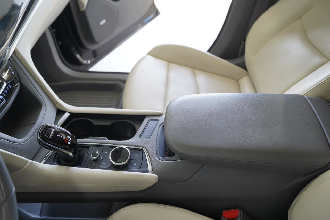 Used 2022 Cadillac XT6 Premium Luxury w/ Technology Package image 20