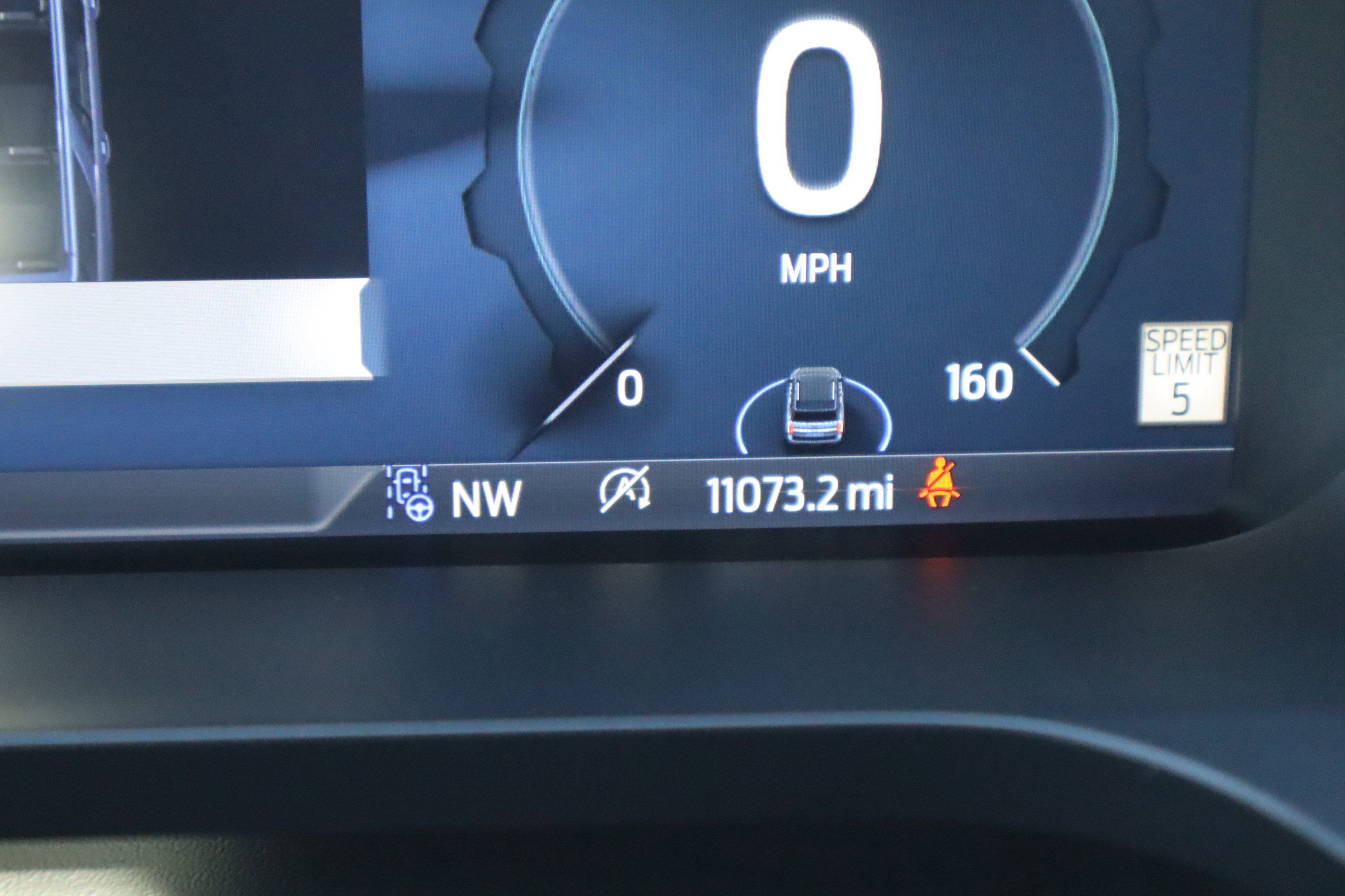 Used 2024 Ford Expedition Platinum image 27