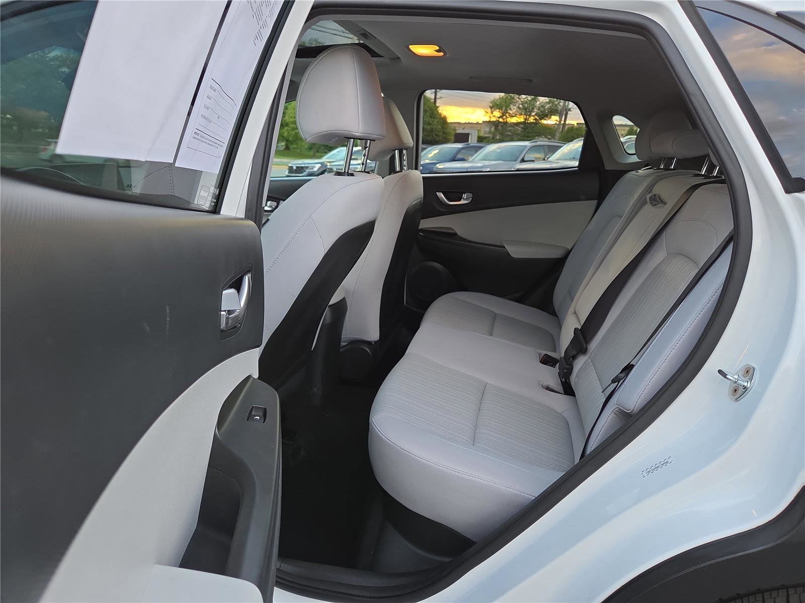 Used 2022 Hyundai Kona SEL w/ Convenience Package FWD image 25
