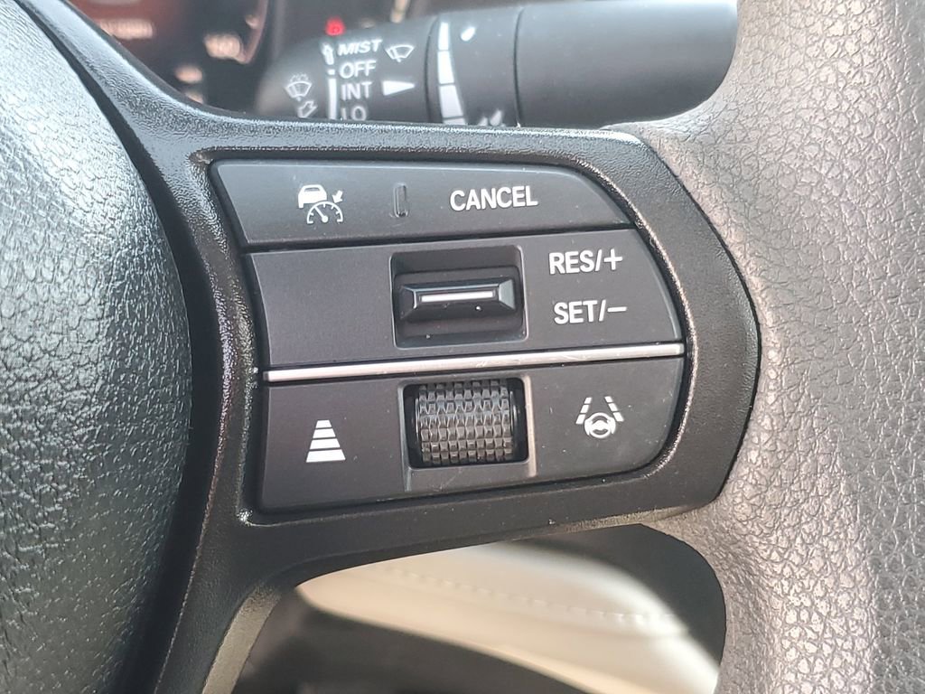 Certified 2025 Honda Accord SE image 17