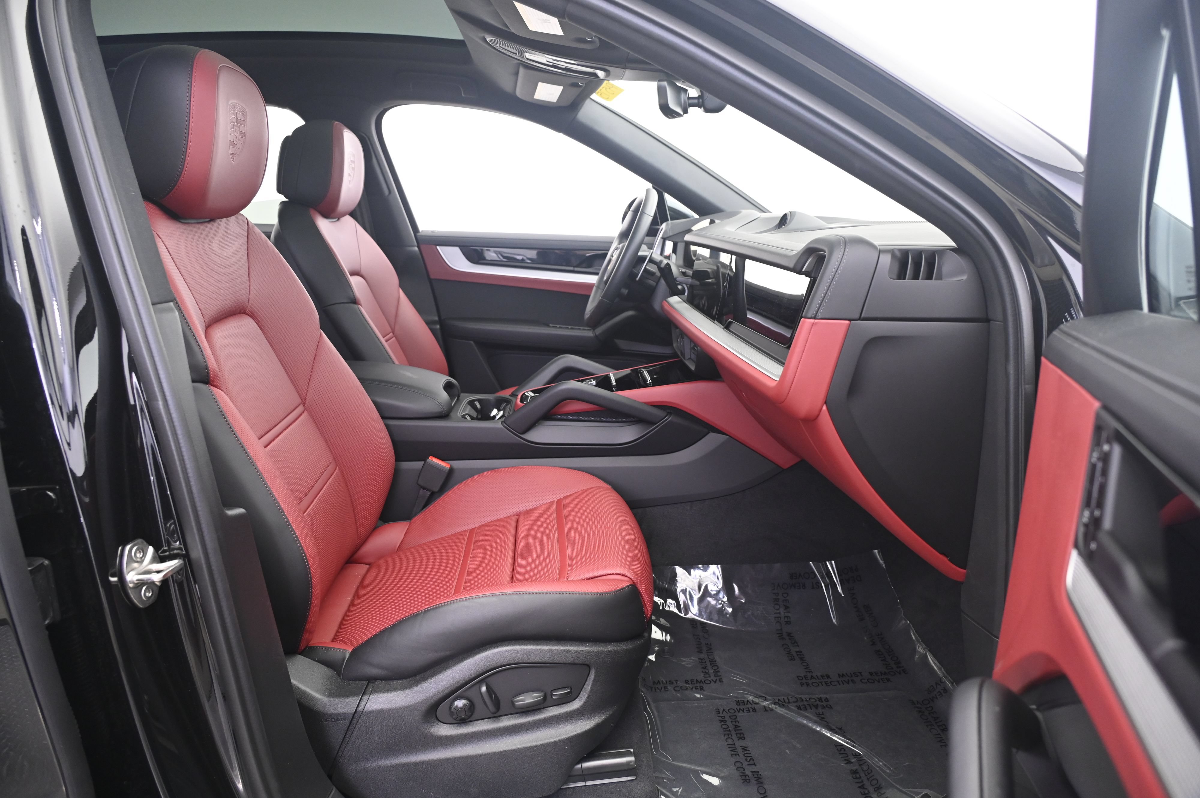 Certified 2026 Porsche Cayenne S AWD/4WD image 23