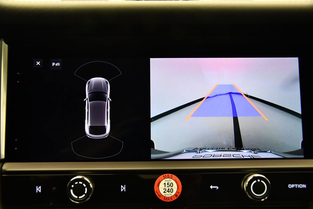 Used 2025 Porsche Macan Turbo image 30