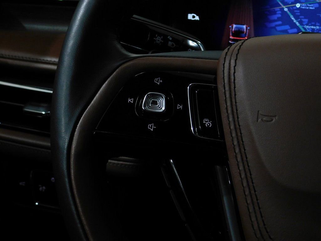 Used 2025 Lincoln Aviator Reserve w/ Equipment Group 201A image 49