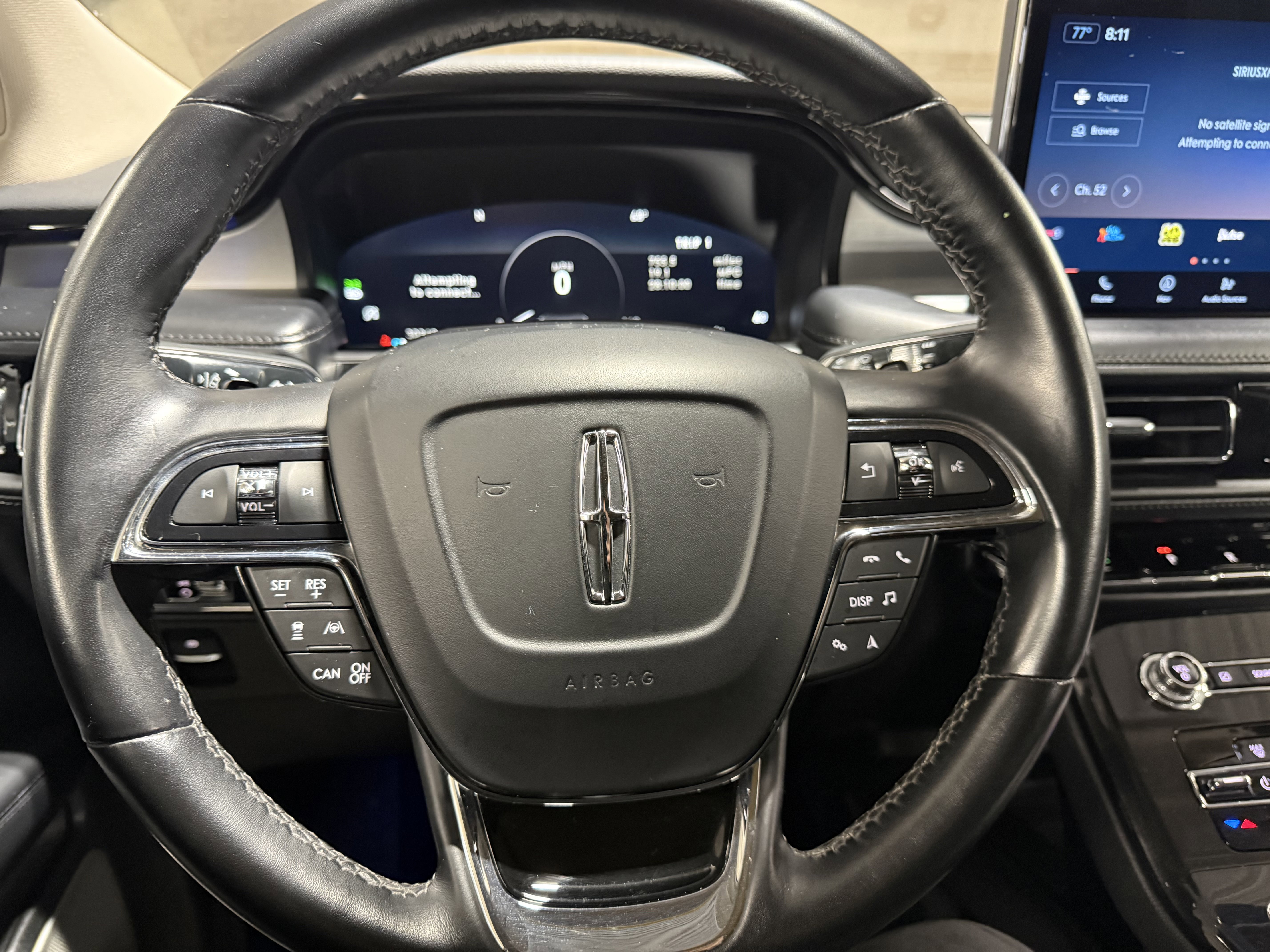 Used 2022 Lincoln Nautilus Reserve w/ Equipment Group 202A image 17