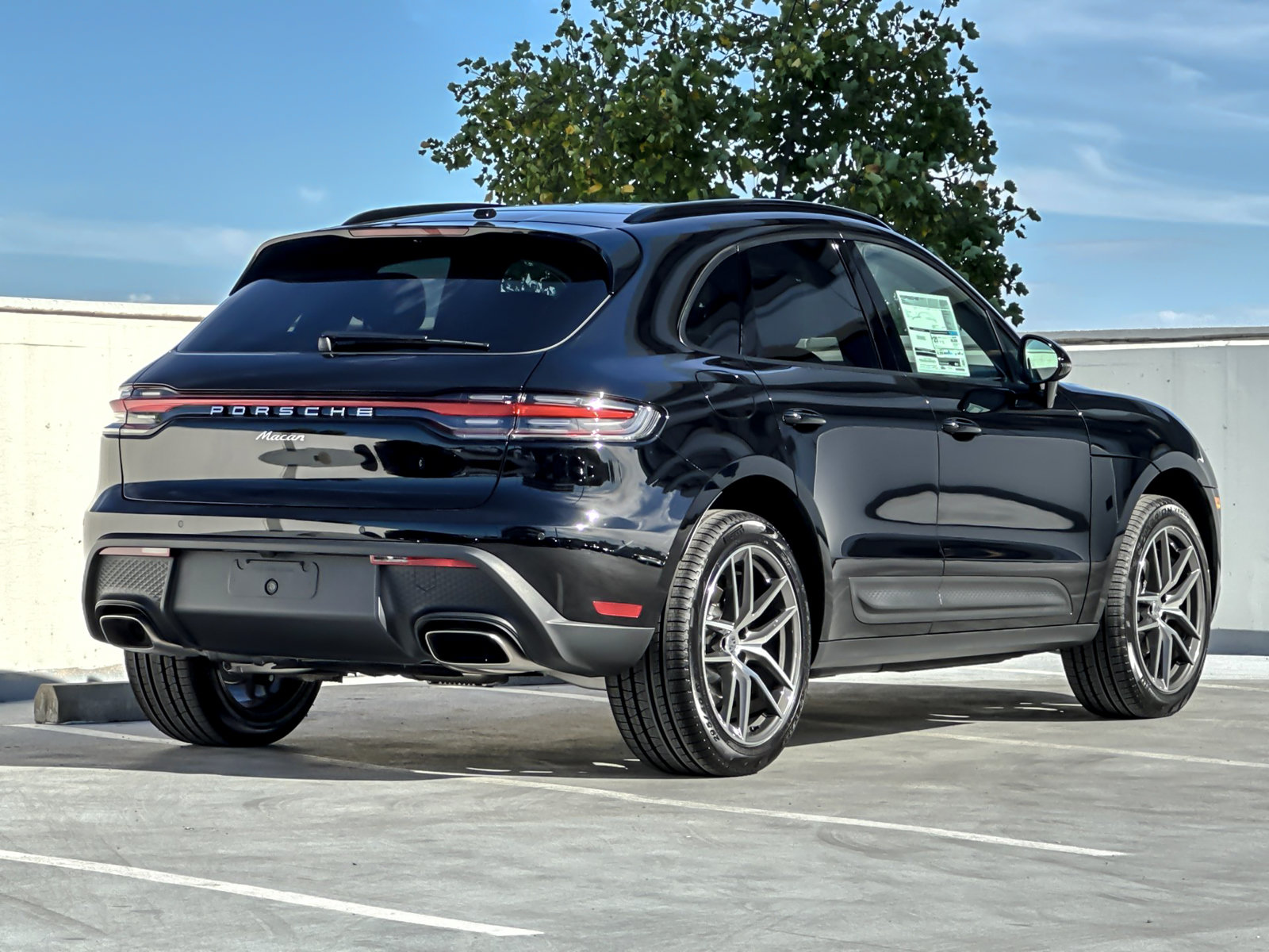 New 2026 Porsche Macan AWD/4WD image 9