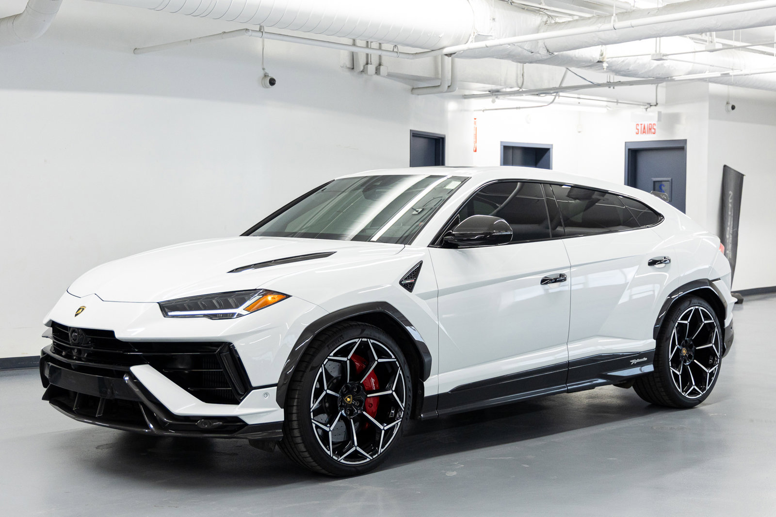 Used 2024 Lamborghini Urus Performante