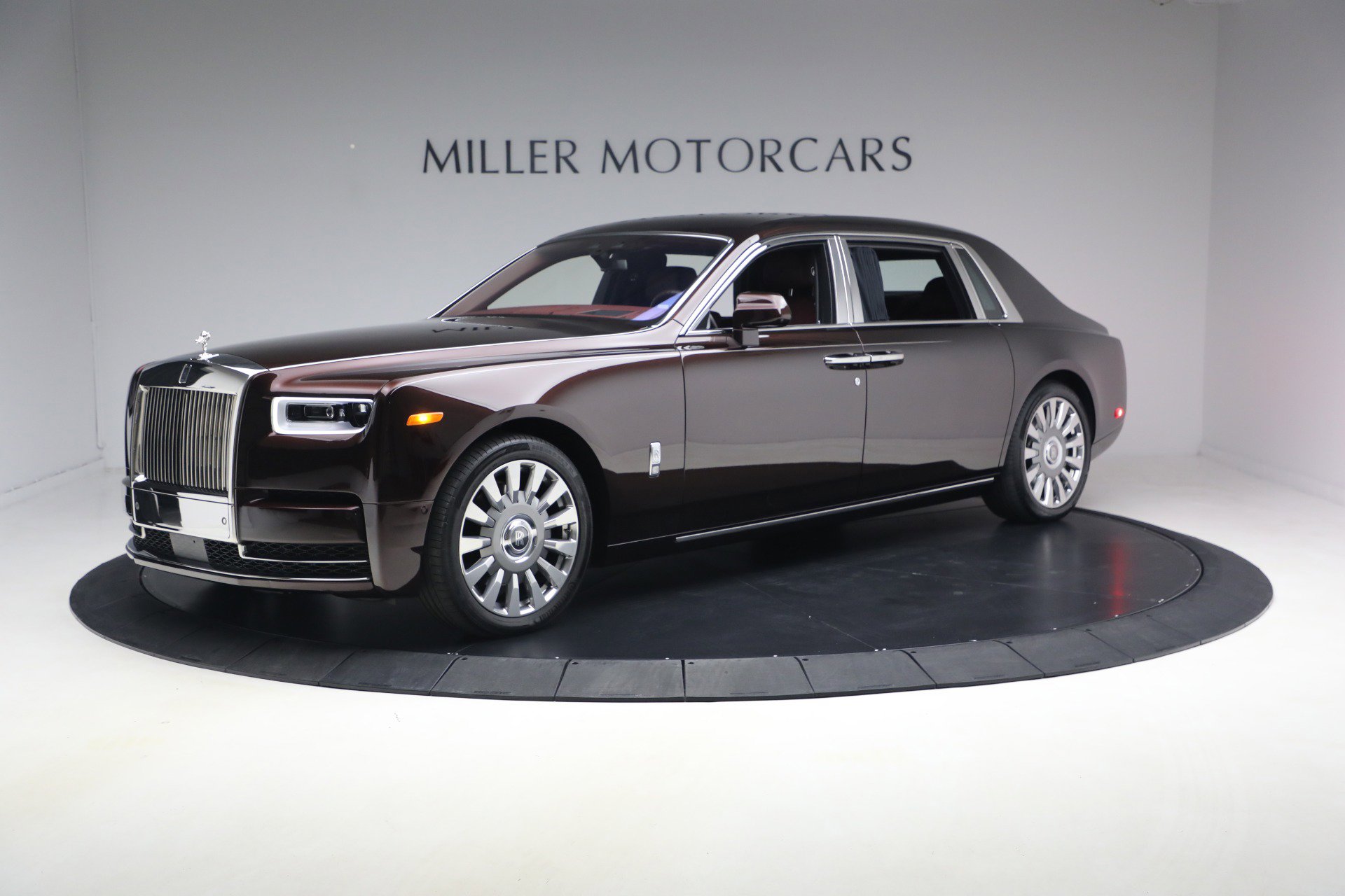 Certified 2018 Rolls-Royce Phantom Extended Wheelbase image 2