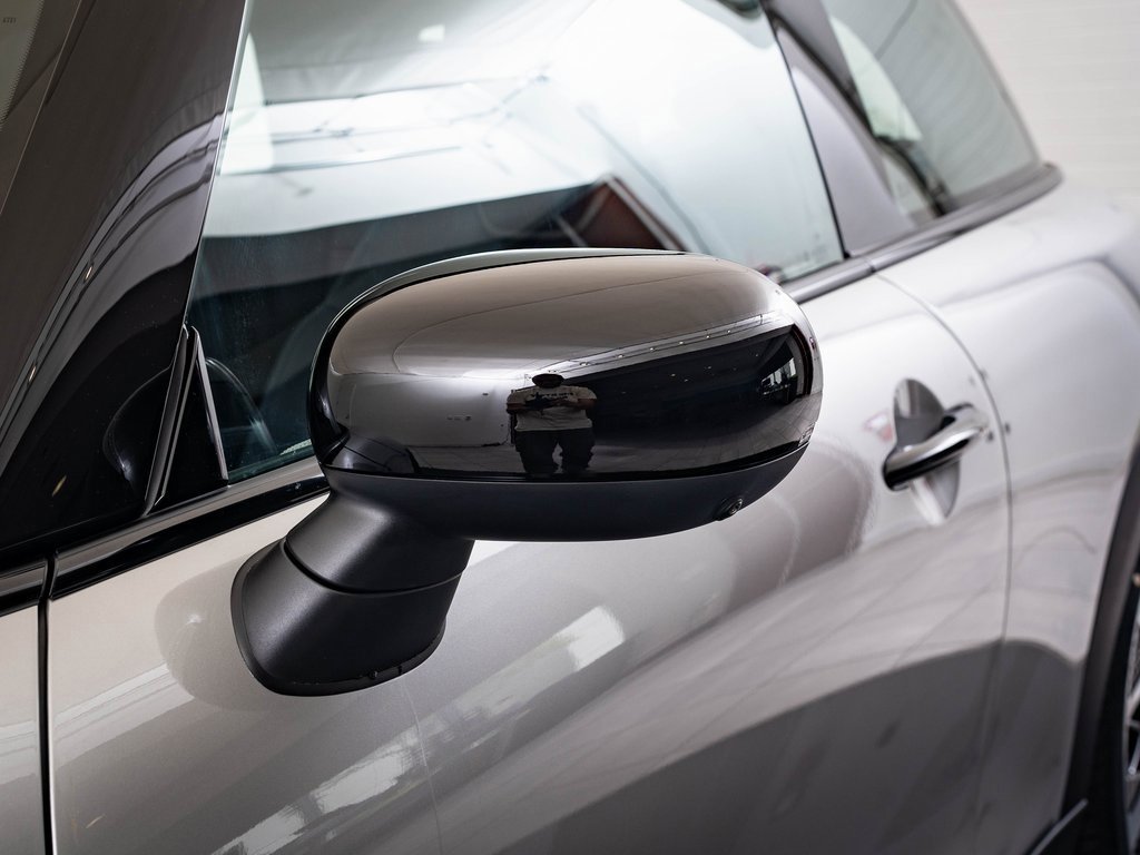 Certified 2025 MINI Cooper S image 18