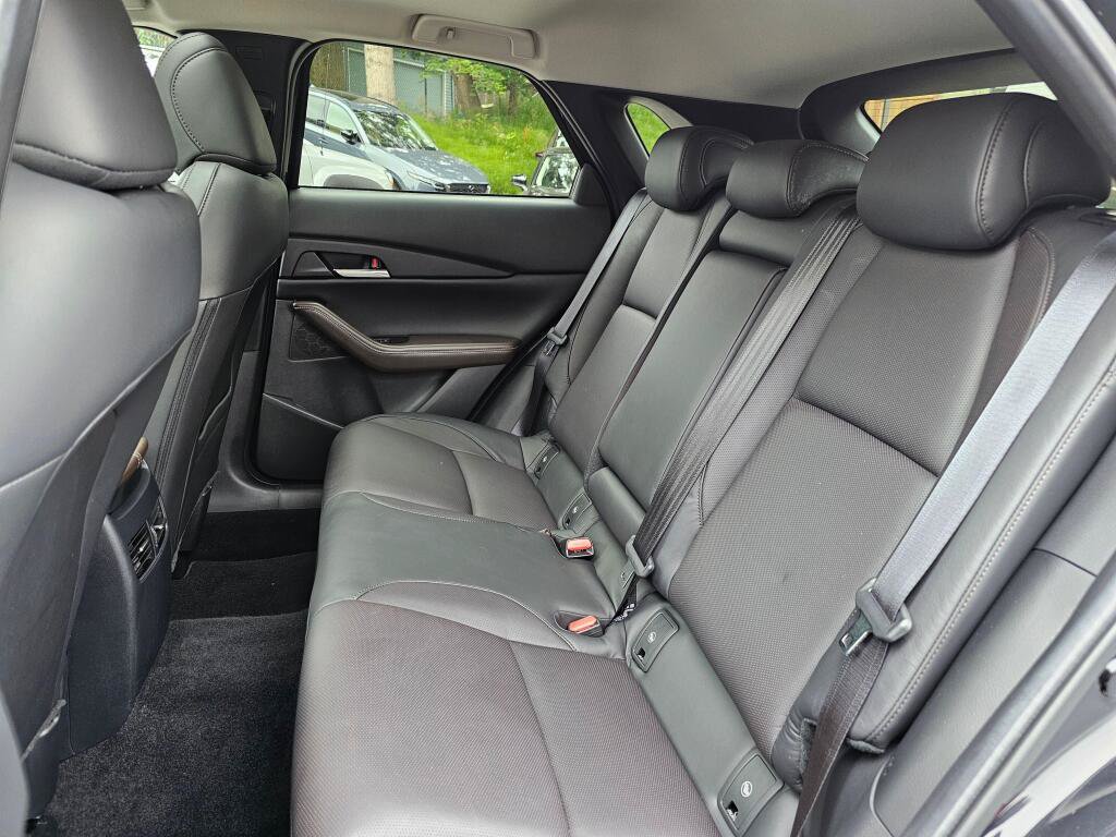 Certified 2025 MAZDA CX-30 AWD 2.5 S w/ Premium Package image 16