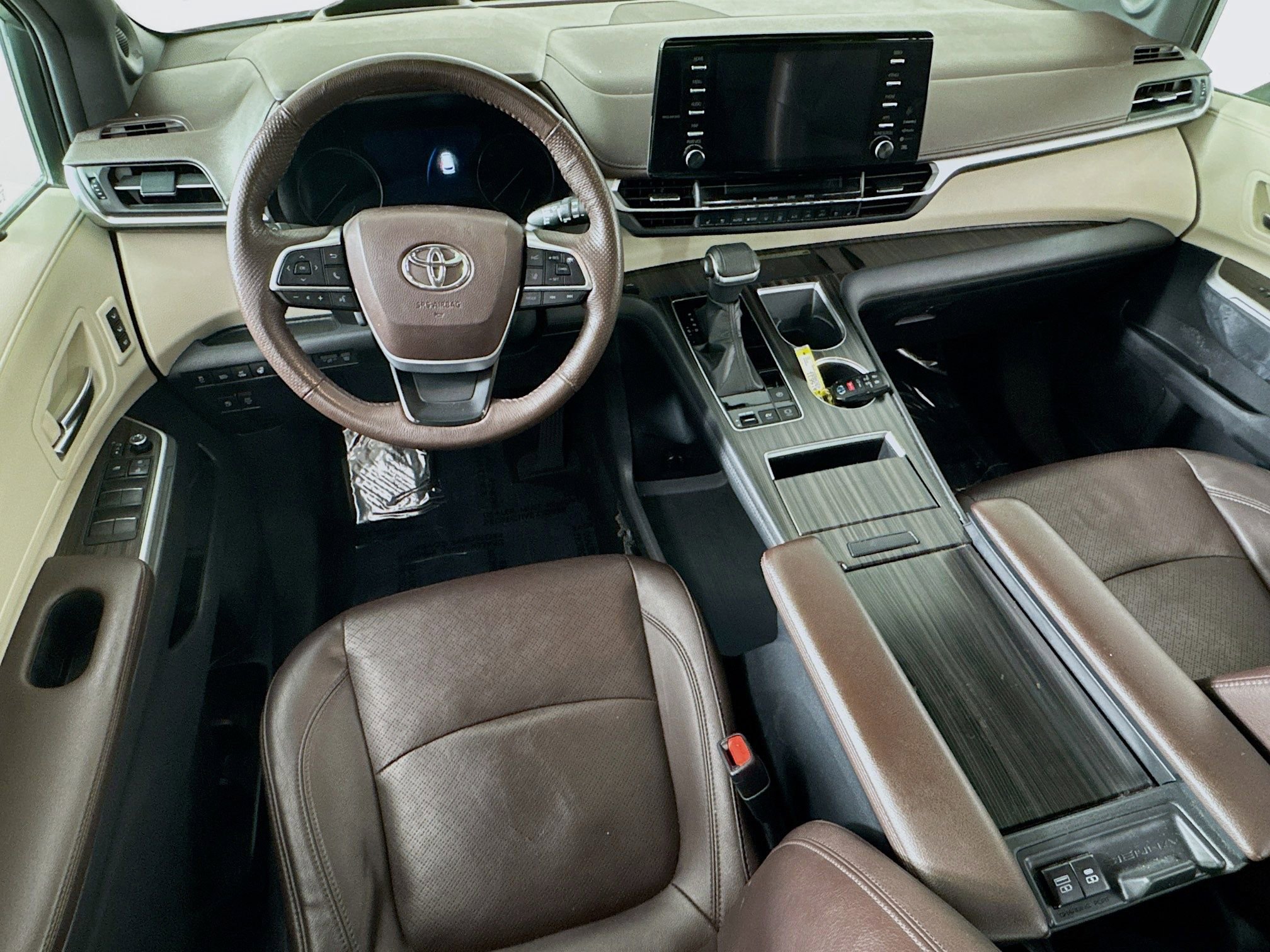 Certified 2022 Toyota Sienna Platinum image 20