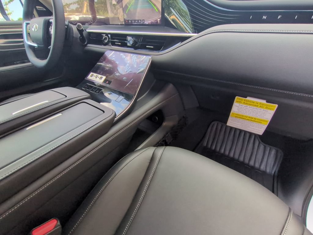 Used 2026 INFINITI QX80 Pure w/ Cargo Package RWD image 24
