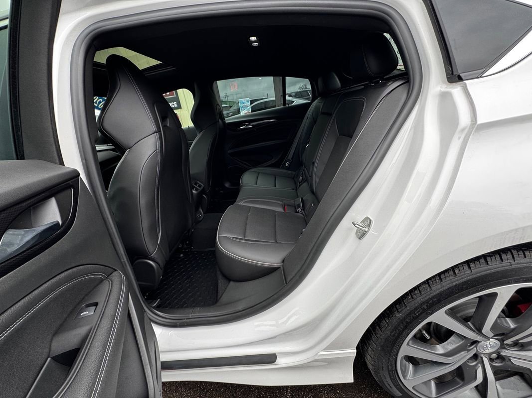 Used 2020 Buick Regal GS image 39