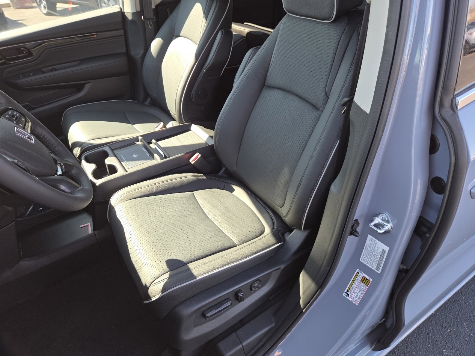 New 2026 Honda Odyssey Elite image 26