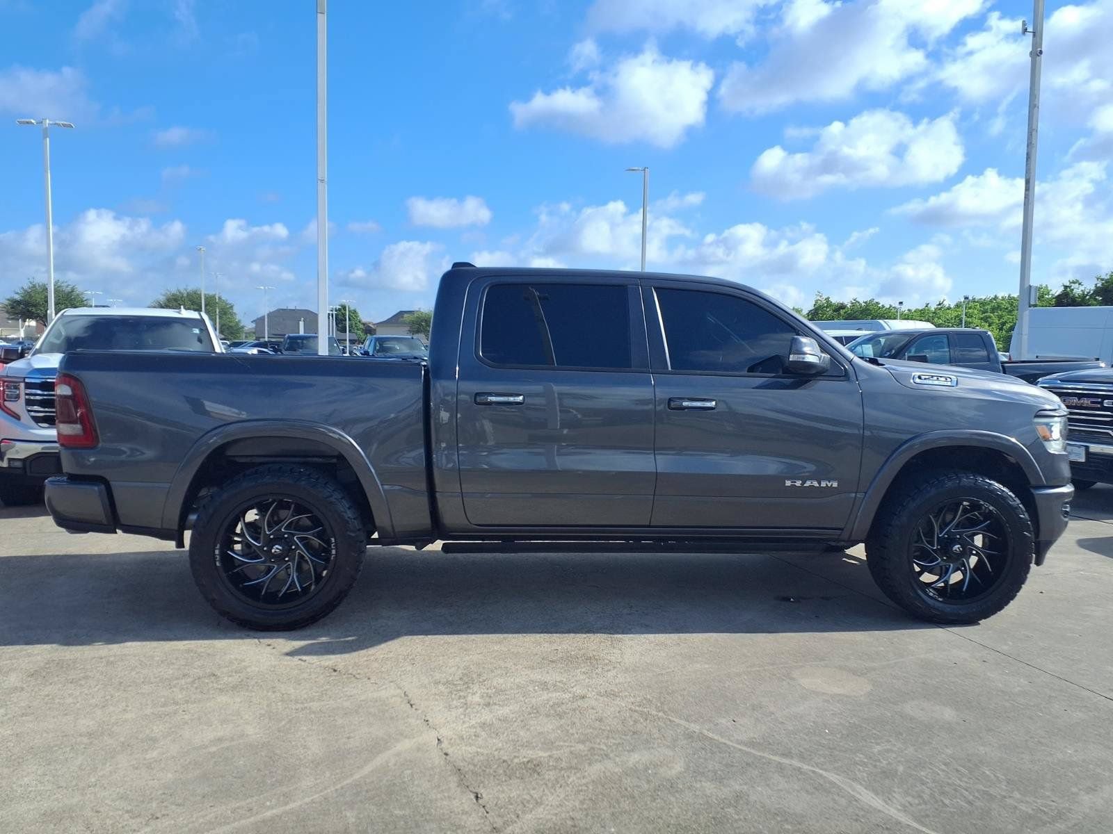 Used 2022 RAM 1500 Laramie w/ Laramie Southwest Edition AWD/4WD image 4
