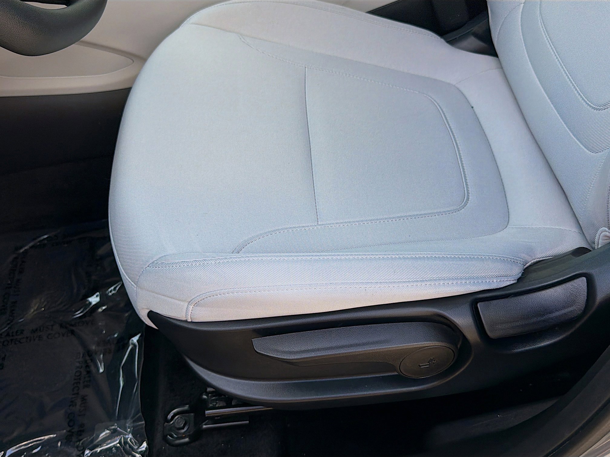 Used 2025 Hyundai Tucson SE image 15