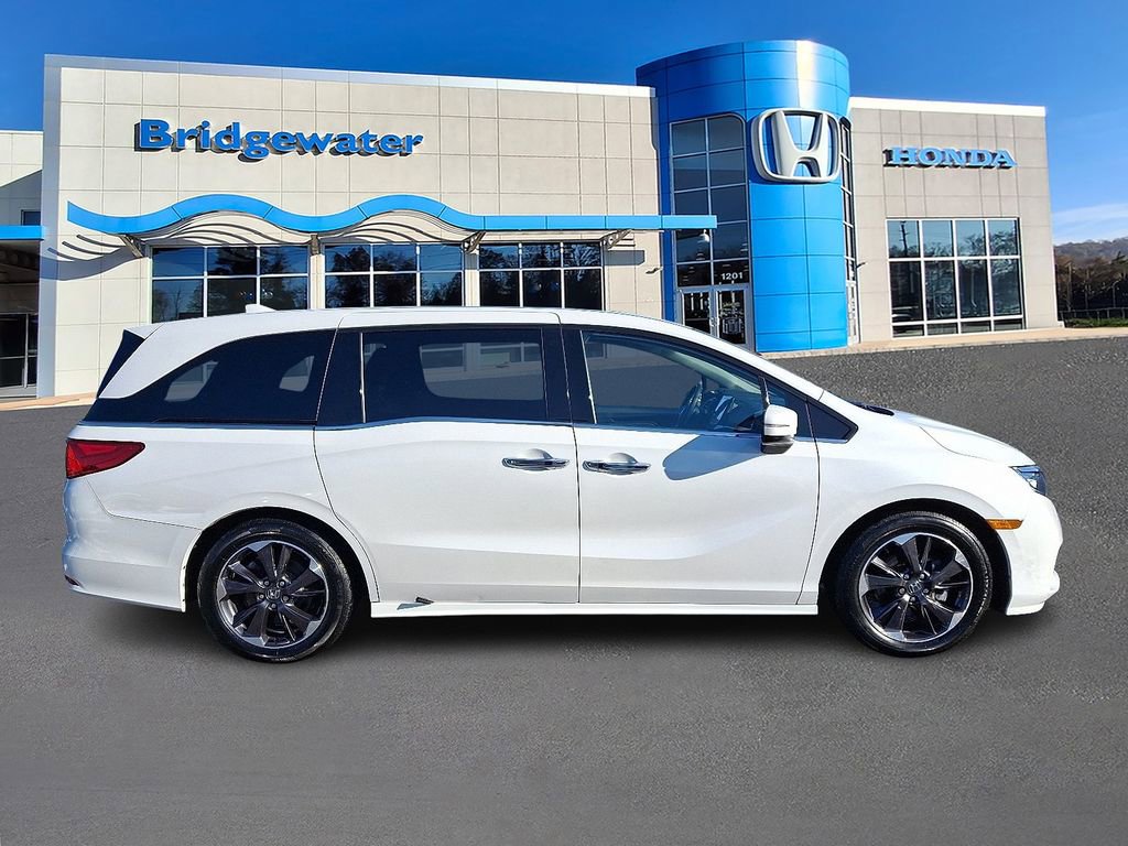 Used 2023 Honda Odyssey Elite image 7