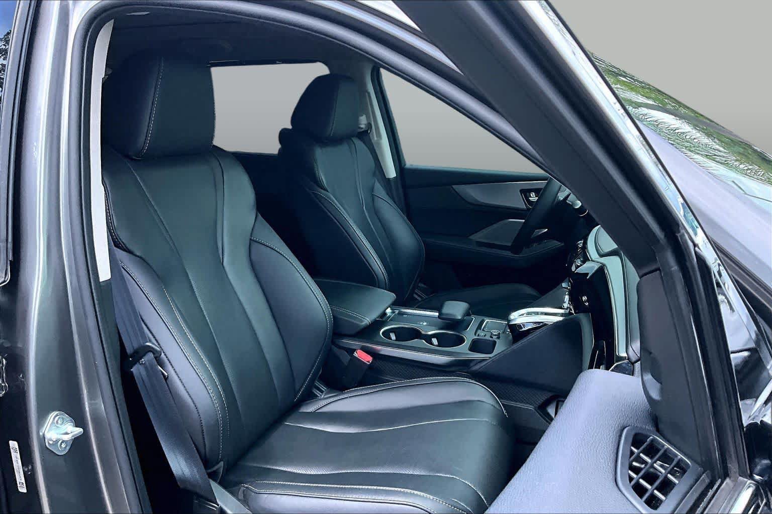 Used 2023 Acura MDX w/ Technology Package FWD image 9