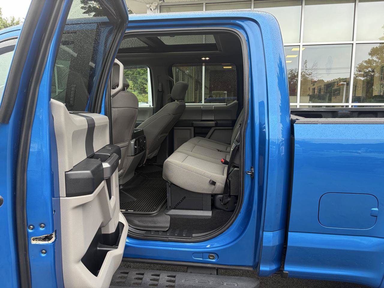 Used 2020 Ford F250 XLT w/ Tremor Off-Road Package AWD/4WD image 39