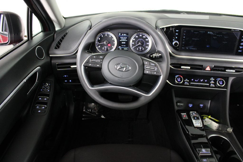 Certified 2023 Hyundai Sonata SEL w/ Cargo Package FWD image 8