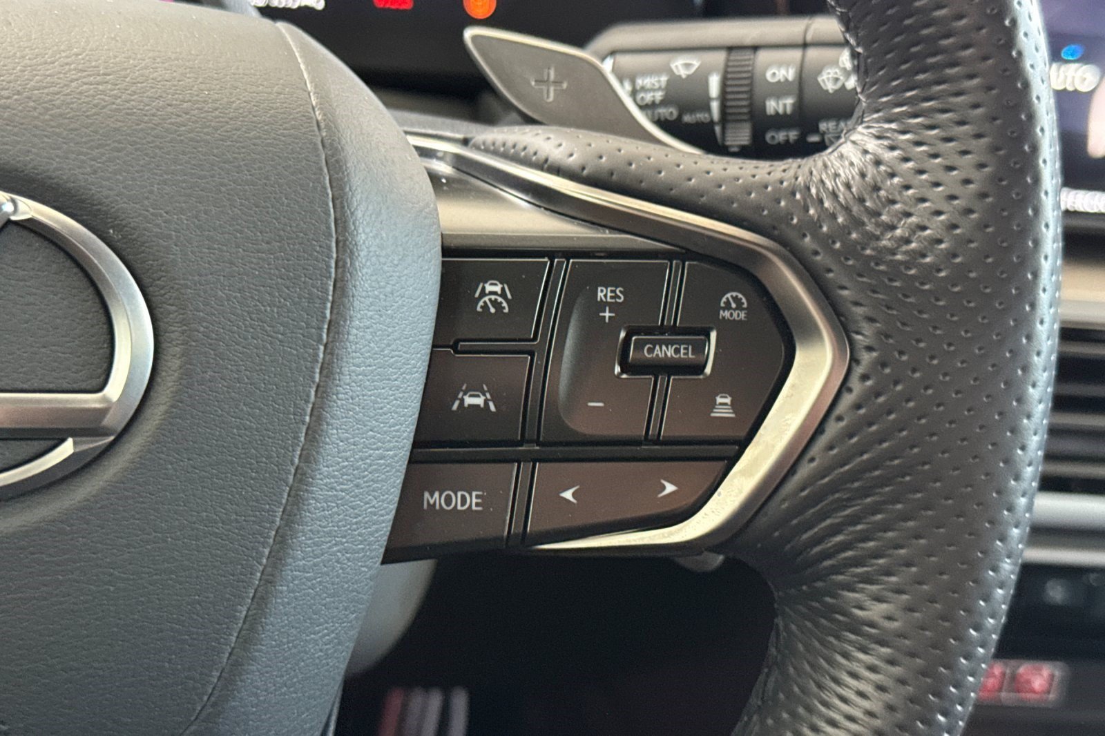 Certified 2026 Lexus TX 500h AWD w/ Technology Package image 34
