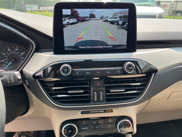 Used 2022 Ford Escape SE FWD image 22
