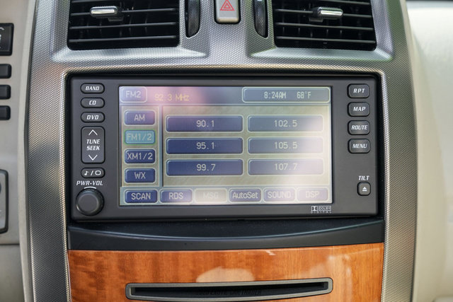 Used 2006 Cadillac XLR RWD image 36