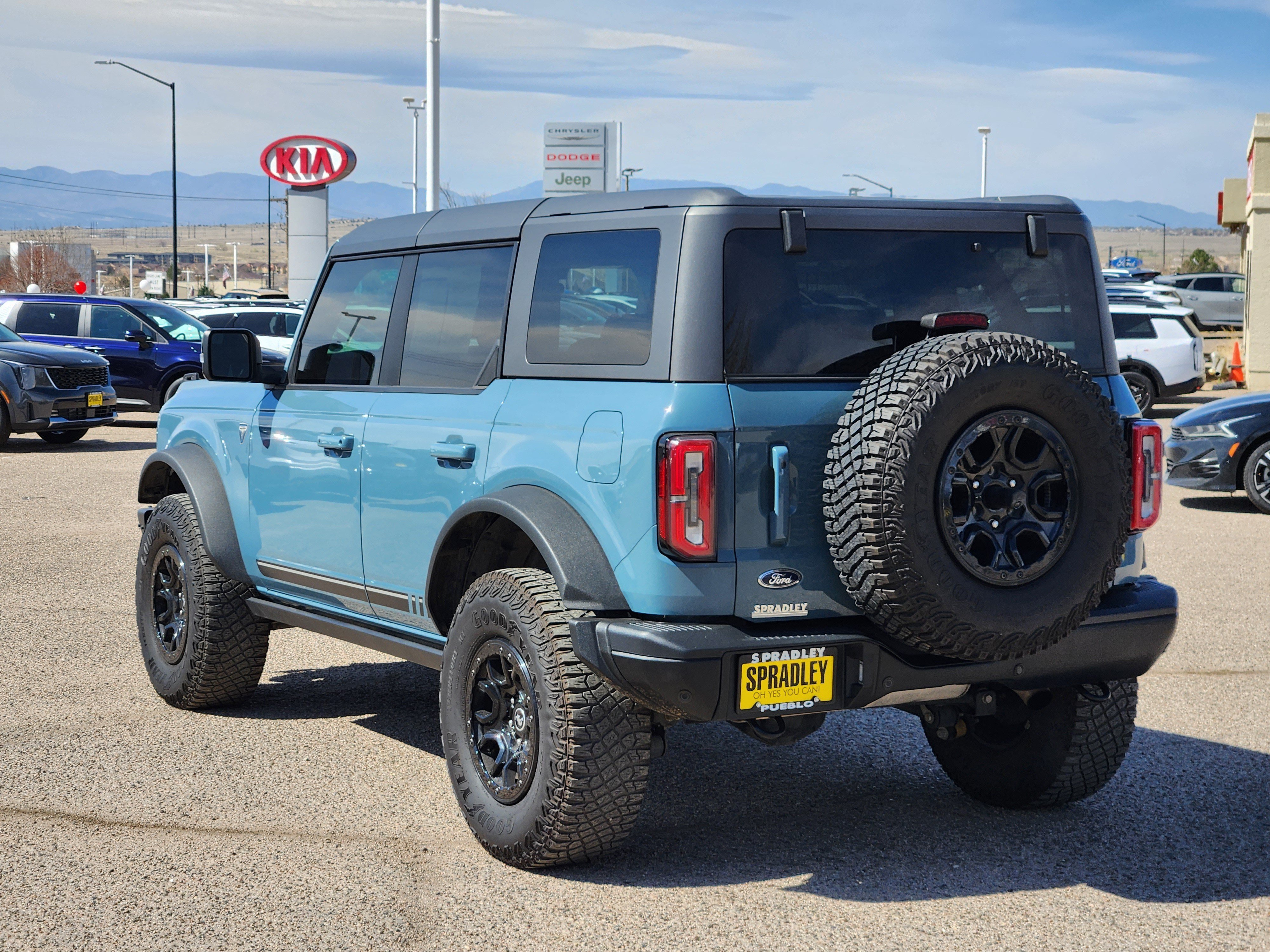 Used 2021 Ford Bronco First Edition AWD/4WD image 3