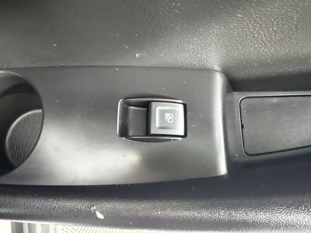Used 2019 Cadillac Escalade Luxury AWD/4WD image 56