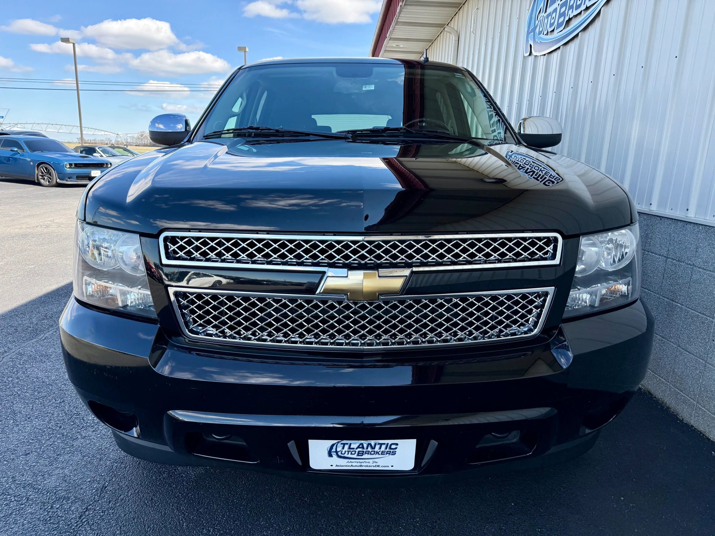 Used 2010 Chevrolet Suburban LS w/ Interior Plus Package AWD/4WD image 7