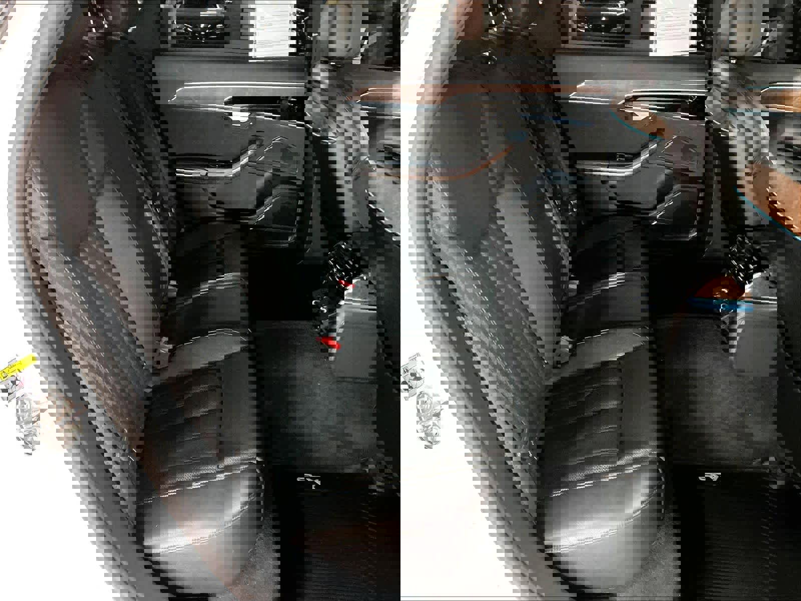 Used 2021 Audi A8 L 3.0T w/ Executive Plus Package image 29