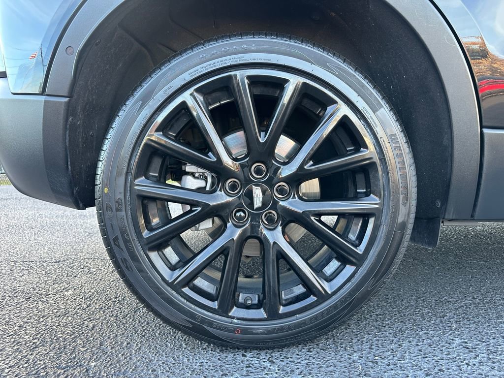 Used 2022 Cadillac XT4 Premium Luxury w/ Enhanced Visibility Package image 47
