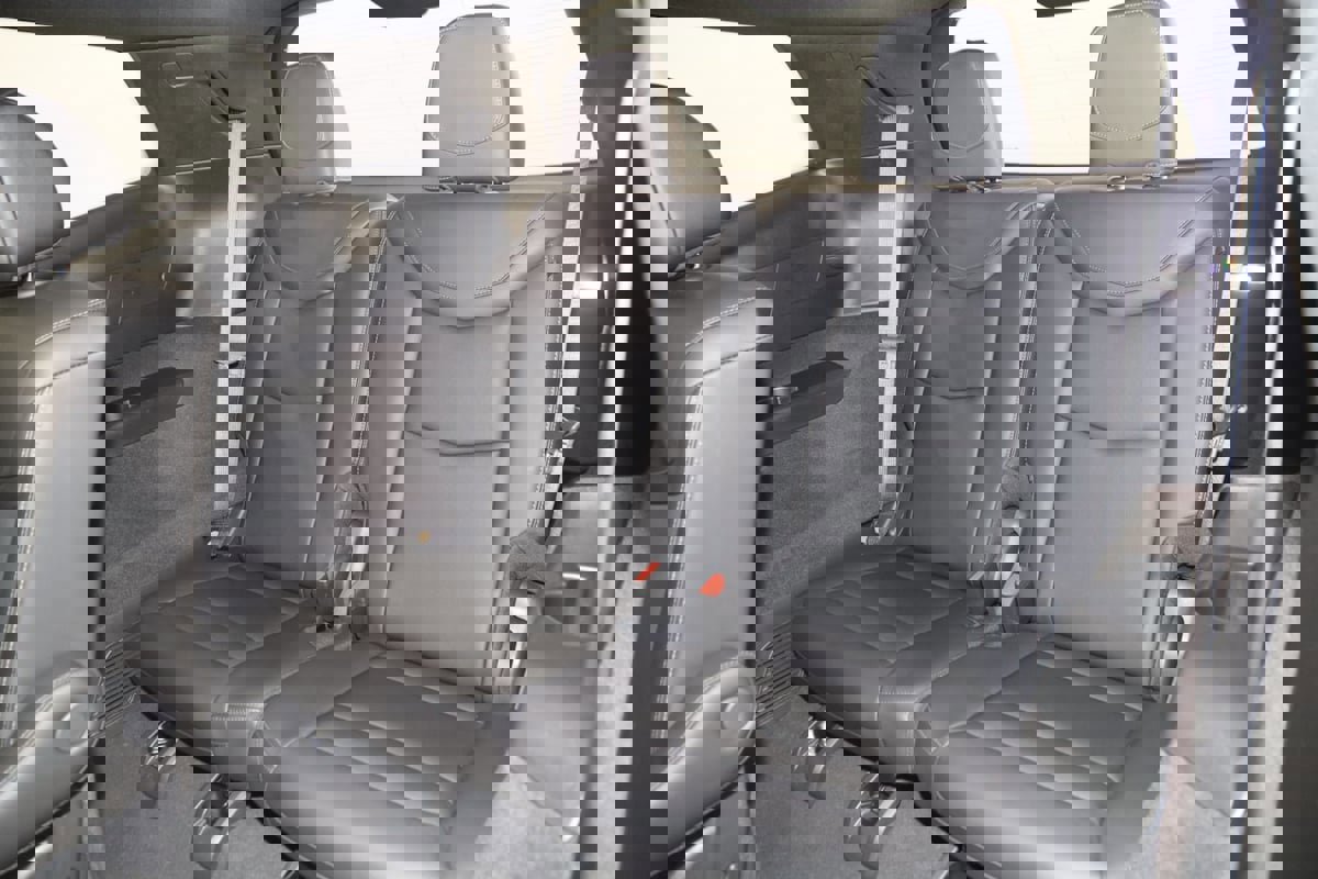 Used 2024 Cadillac XT6 Premium Luxury w/ LPO, Floor Liner Package AWD/4WD image 55