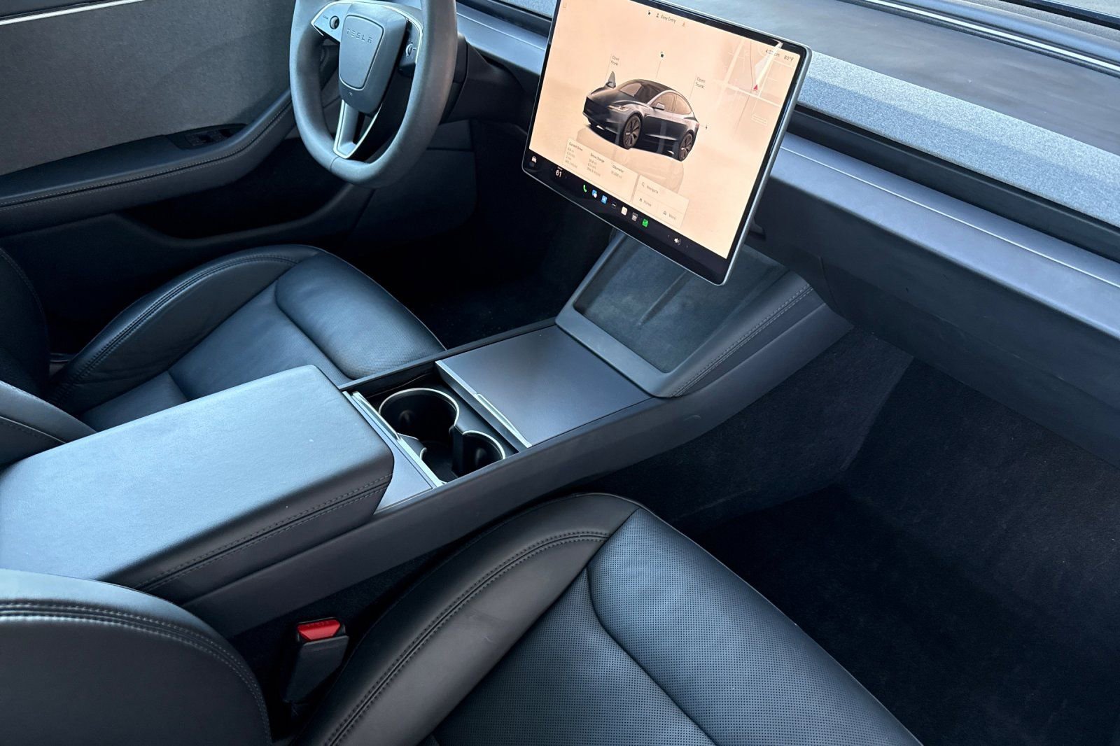 Used 2024 Tesla Model 3 Standard Range image 12