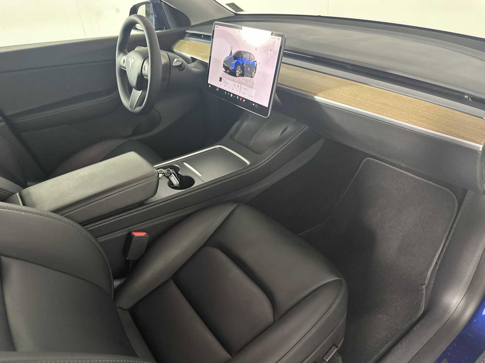 Used 2022 Tesla Model Y Long Range AWD/4WD image 15