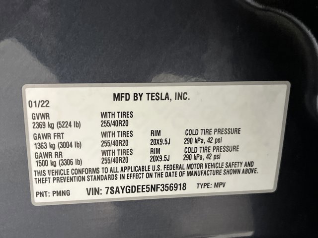 Used 2022 Tesla Model Y Long Range image 40