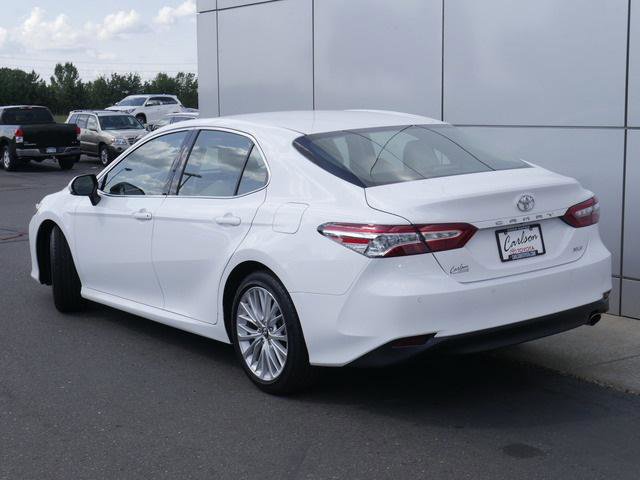 Certified 2018 Toyota Camry XLE FWD image 10