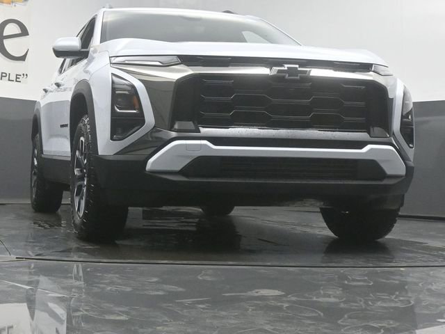 New 2026 Chevrolet Equinox ACTIV image 3