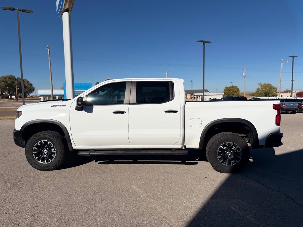 Used 2024 Chevrolet Silverado 1500 ZR2 w/ Technology Package image 11