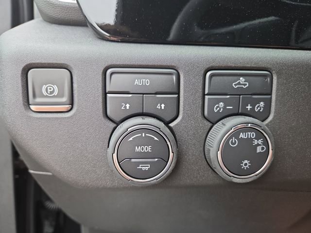 New 2026 Chevrolet Silverado 1500 LT image 18