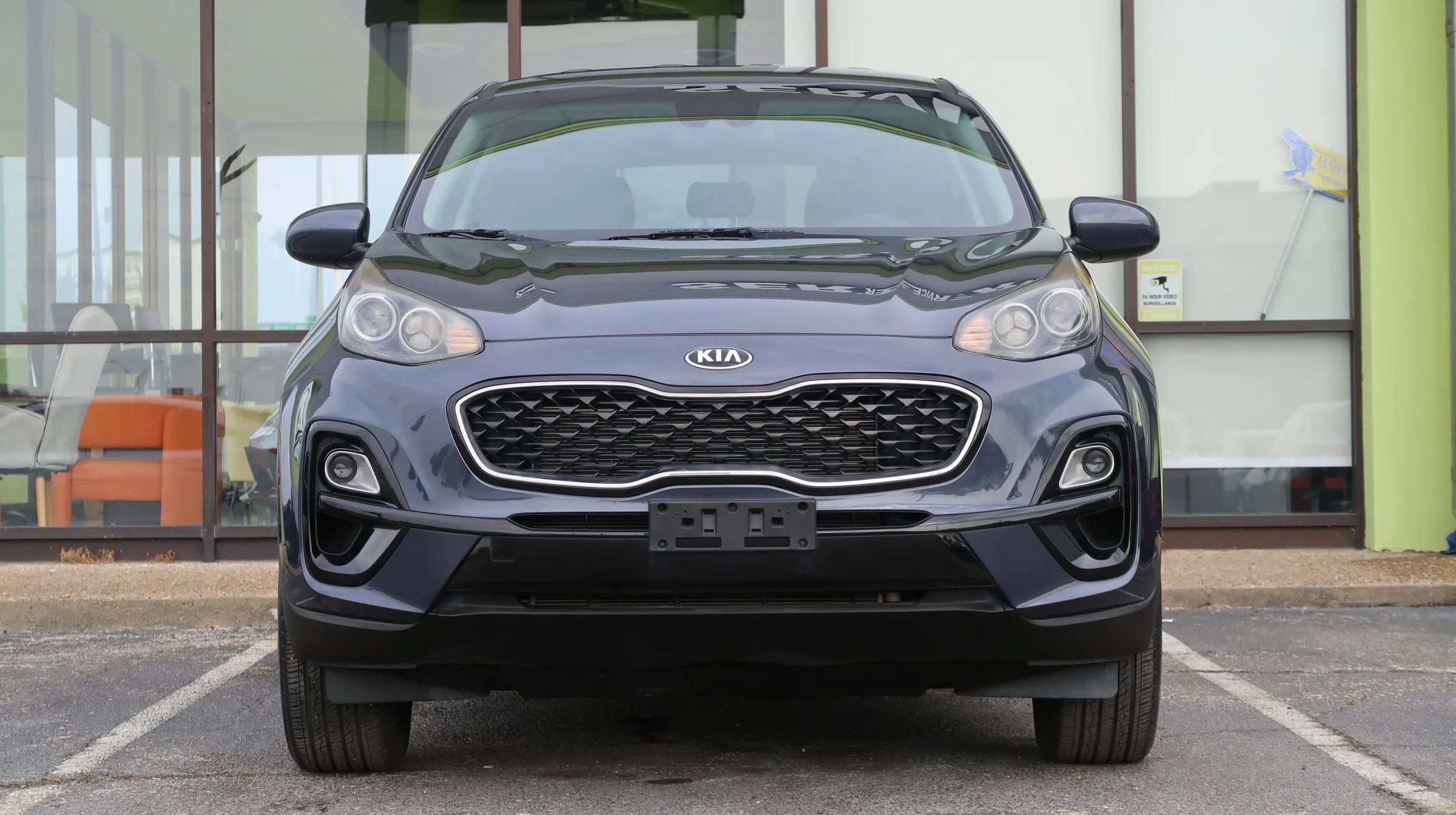 Used 2020 Kia Sportage LX AWD/4WD image 2