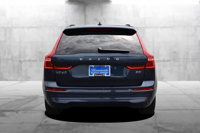 Used 2022 Volvo XC60 B5 Momentum AWD/4WD image 6