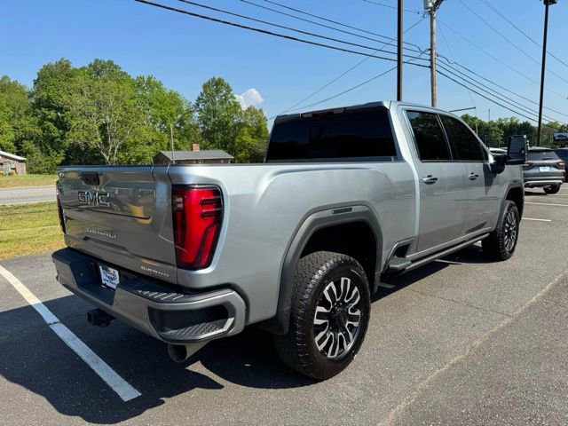 Used 2024 GMC Sierra 3500 Denali Ultimate AWD/4WD image 10
